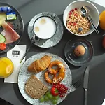 Hotel - The Niu, Brass Olympiapark By Ihg München