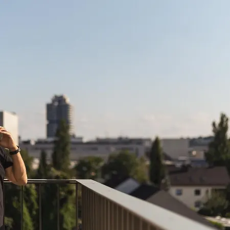 - The Niu, Brass Olympiapark By Ihg 3*