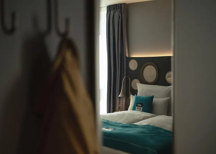 - The Niu, Brass Olympiapark By Ihg Отель Мюнхен